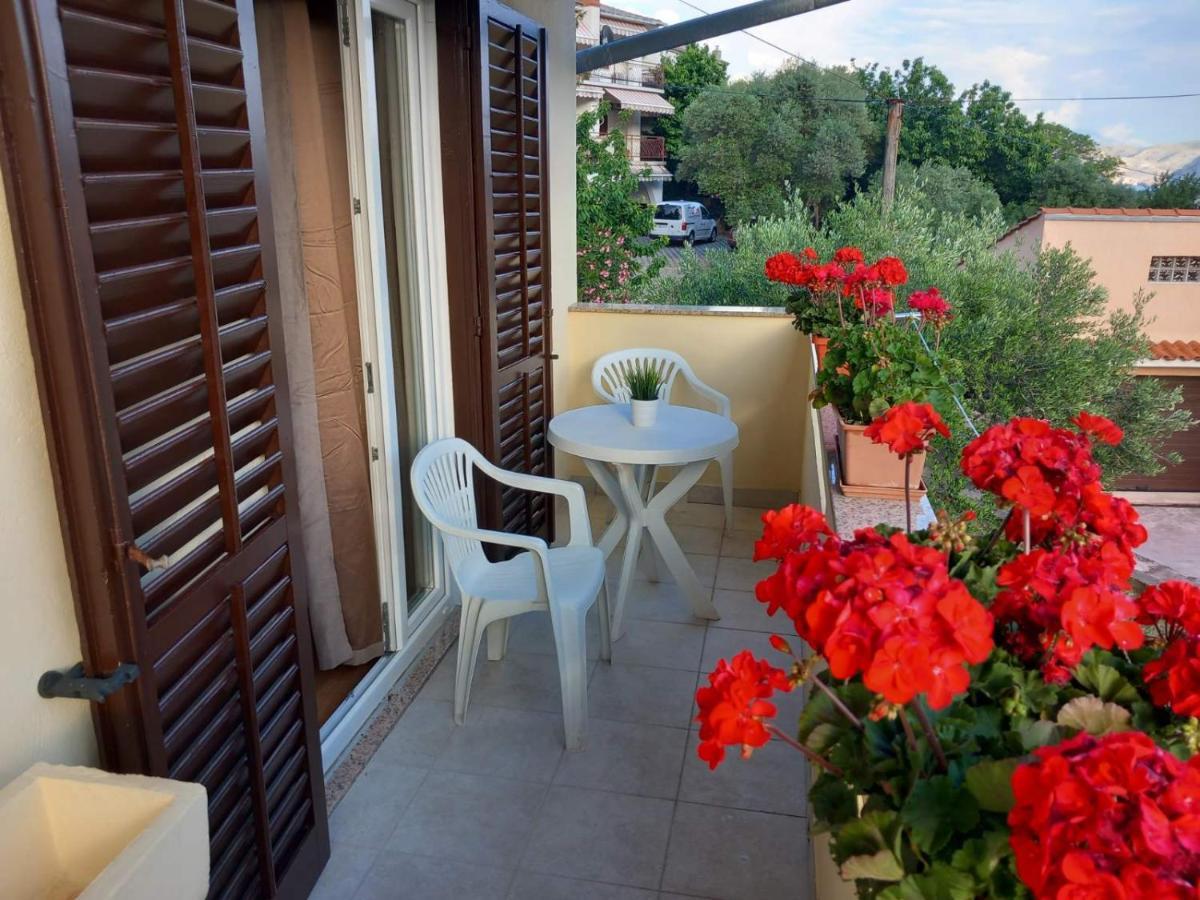 Apartman Laura Jurandvor Extérieur photo