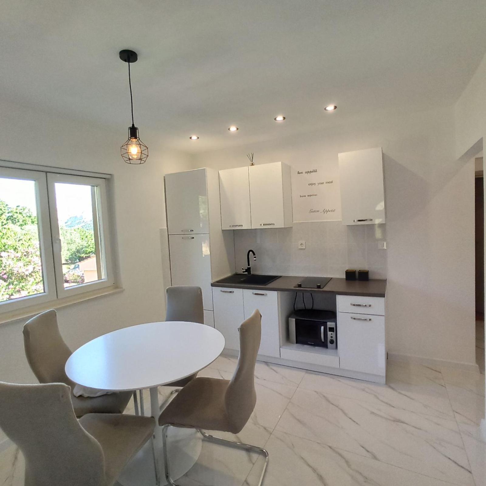 Apartman Laura Jurandvor Extérieur photo