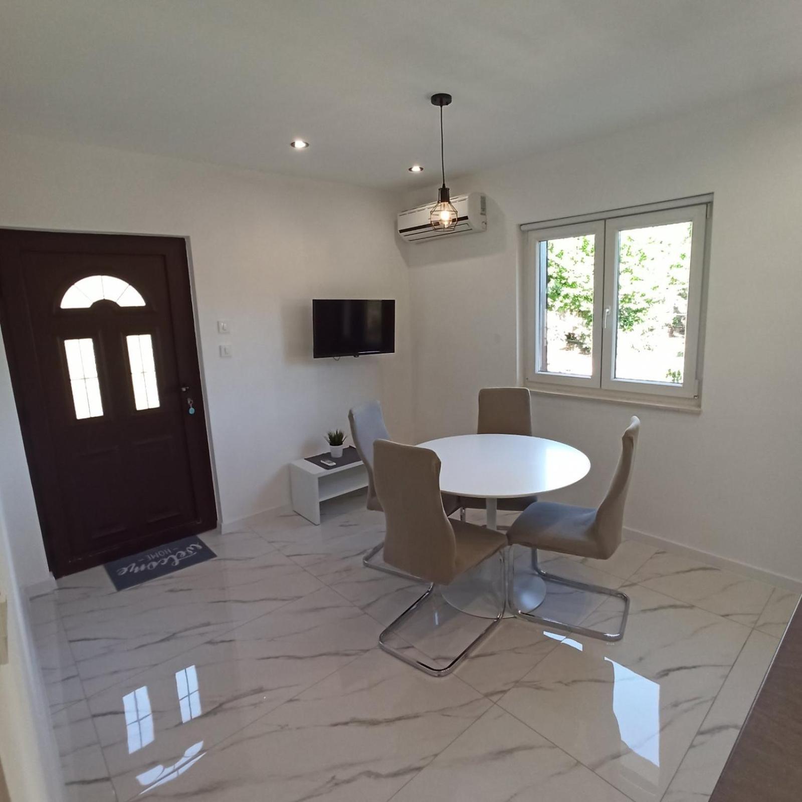 Apartman Laura Jurandvor Extérieur photo